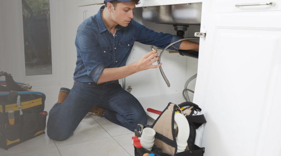 Local water heater installation in Garland, KS